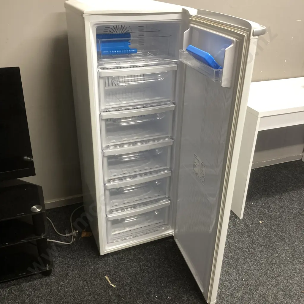 Mitsubishi 160 Litre Upright Freezer Model MF-U160S-W-A Image 1++