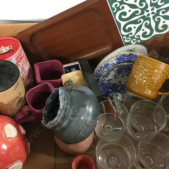Box Of Vintage China, Pottery & Glass Items