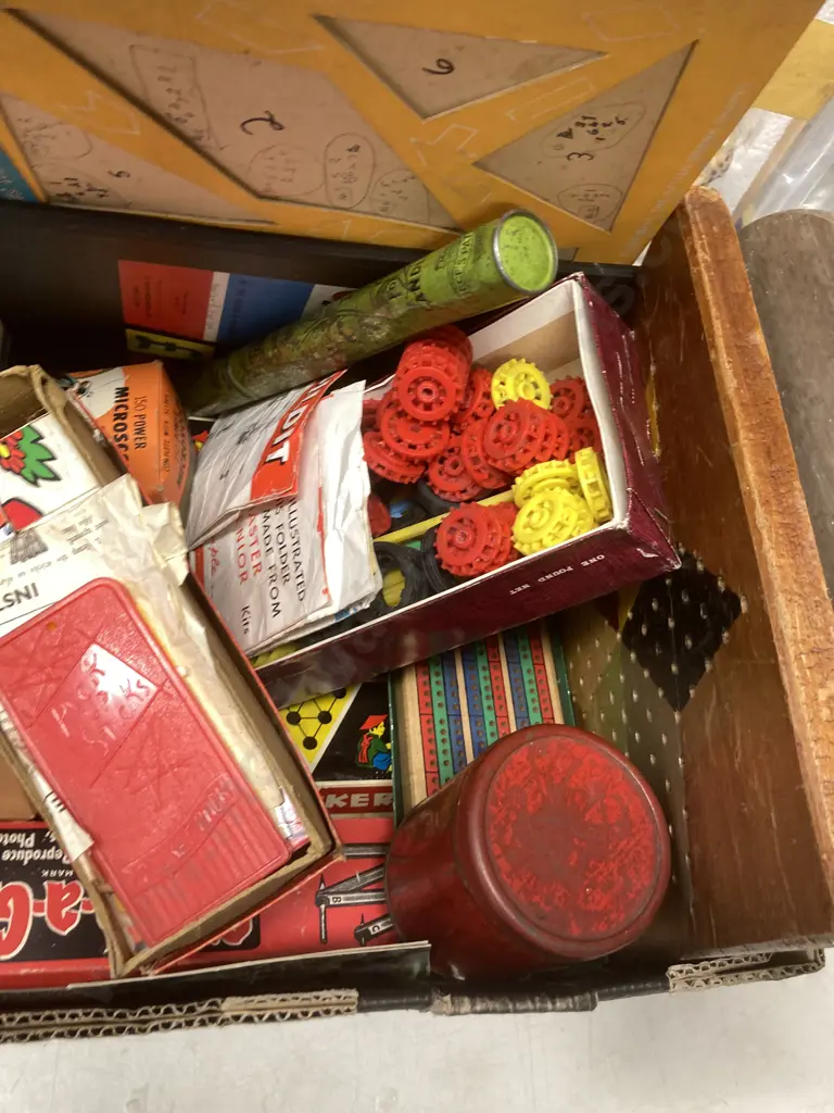 Box Lot Vintage Games, Cards, Puzzles Etc Image 1++