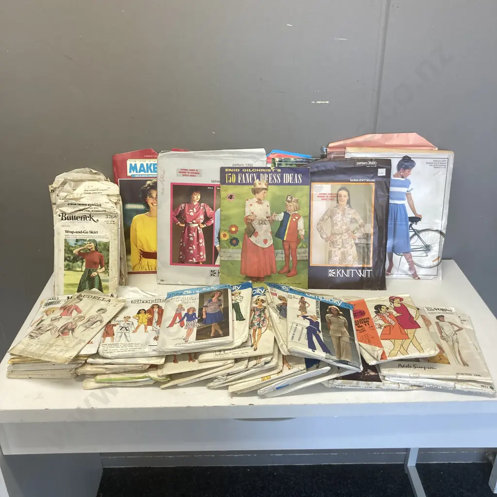 Box Lot Vintage Patterns Image 1++