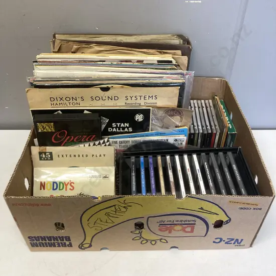 Box Lot 45s, LPs, CDs Etc - Noddy 45s, McCarthy Test Highlights, Solid Gold Etc