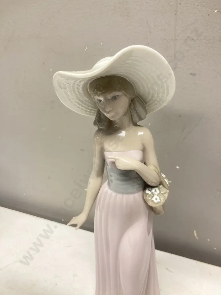 Nao by Lladro Porcelain Figure Of Girl With Basket, 1980. H32cm Image 1++