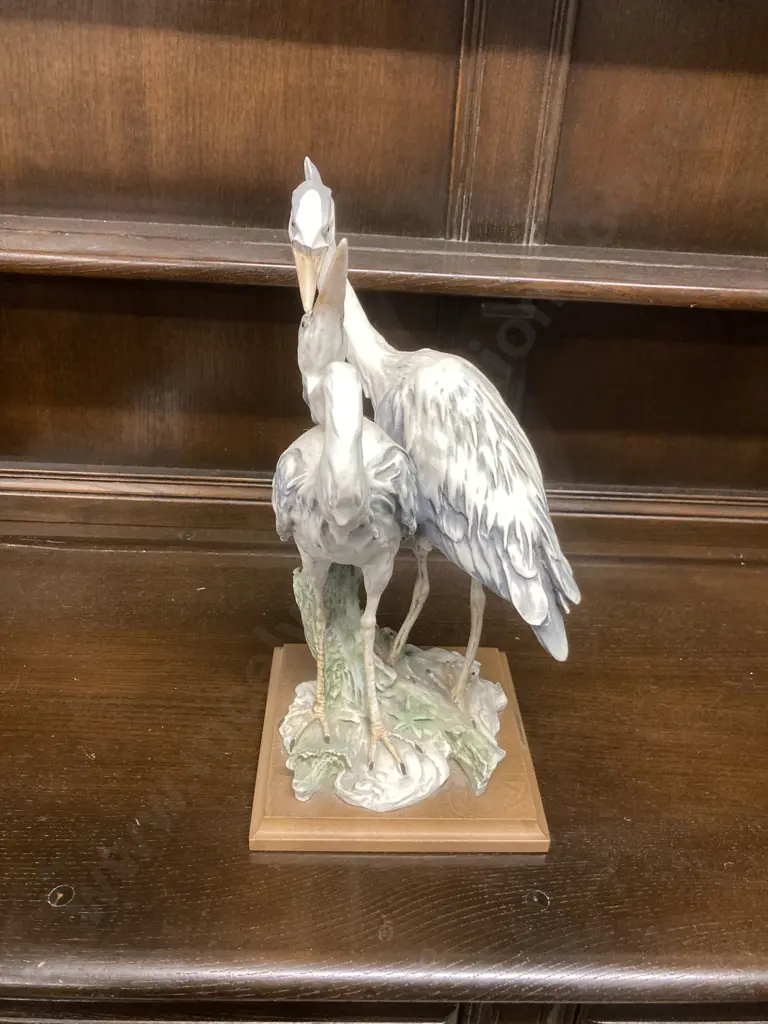 Giuseppe Armani Italy Herons Bird Animal Wildlife Statue 1973, Impressed Signature G. ARMANI Top of Base. 36 x 18cm Image 1++