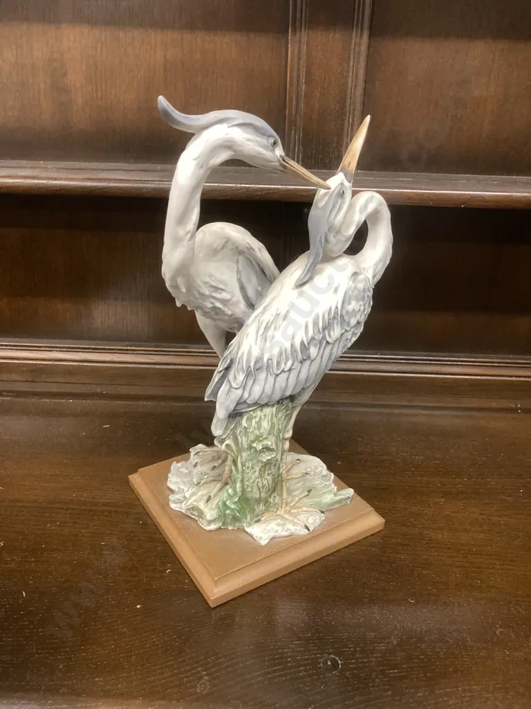 Giuseppe Armani Italy Herons Bird Animal Wildlife Statue 1973, Impressed Signature G. ARMANI Top of Base. 36 x 18cm Image 1++