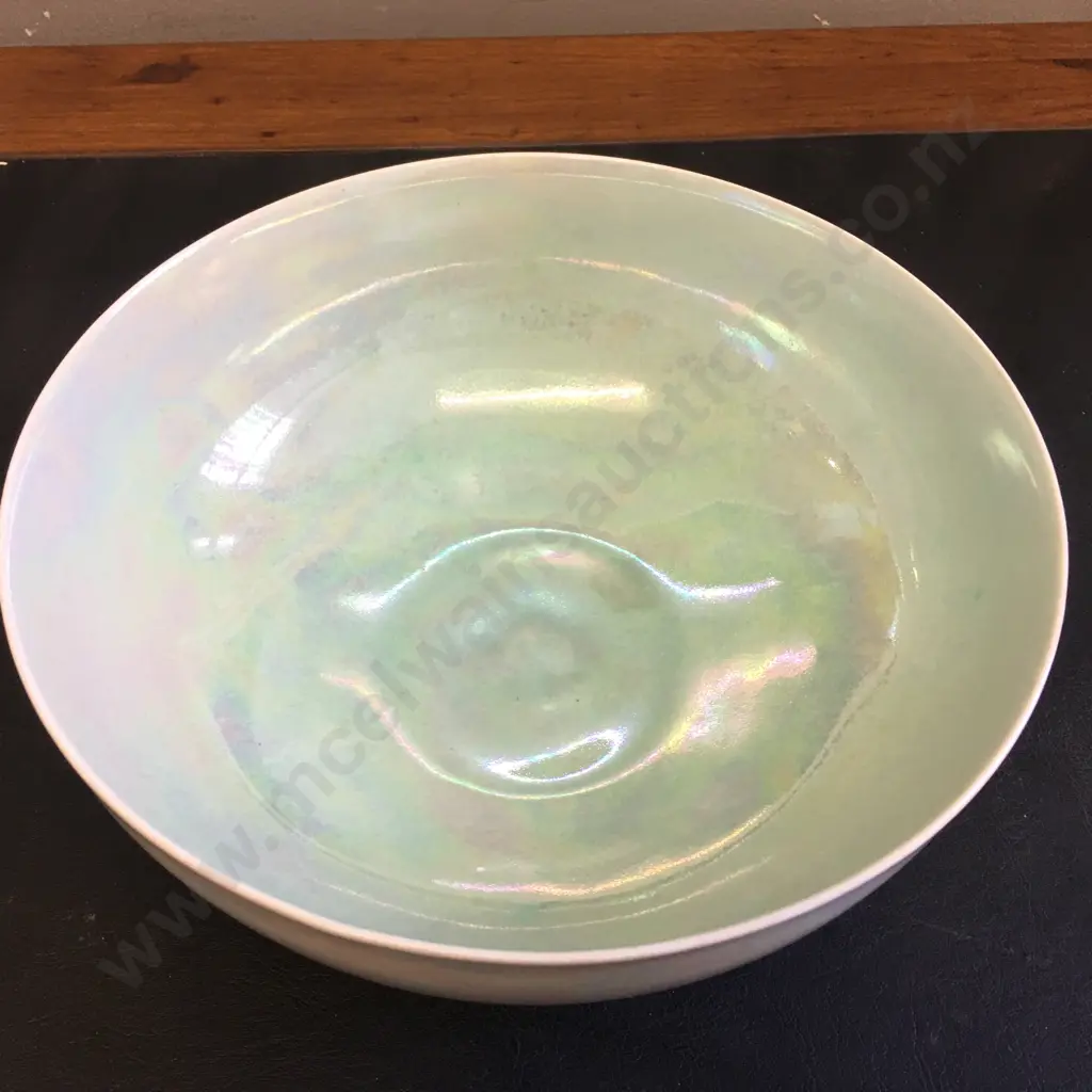 A Ruskin Pottery Lustre Bowl Dated 1921. 9.5 x 22.5cm Image 1++