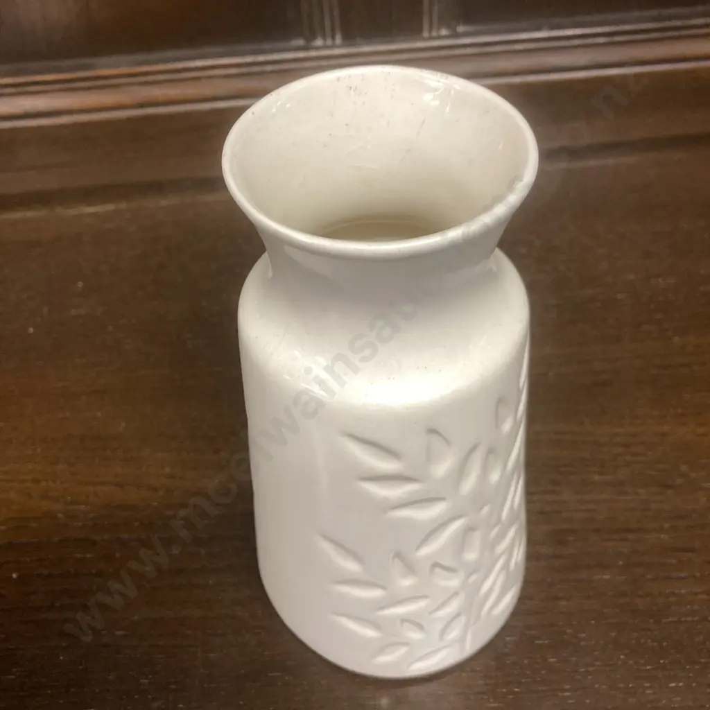 A Crown Lynn Greenstone Ceramica Vase. Impressed Leaf Design, Shape Number 2034. 17 x 9cm Image 1++