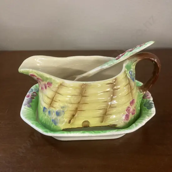 Rare Royal Winton Beehive Sauce Boat With Underplate & Spoon, 1930s(Sold With /19)