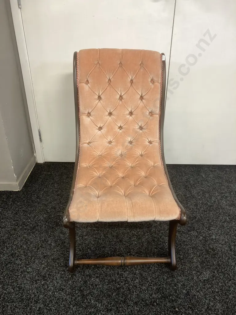 Mahogany Slipper Chair, Queen Anne Style Salmon Colour Draylon Button Back Image 1++