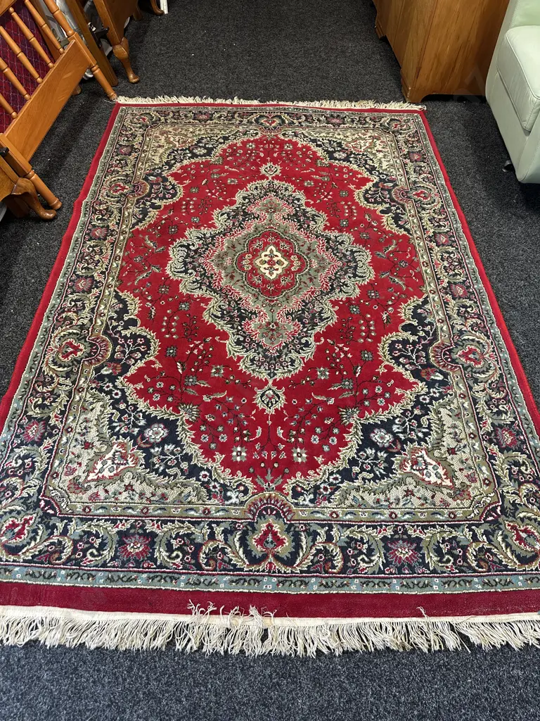 Saba Baft Kashan Ind Co Iranian Persian Floor Rug, Red / Navy / Green Tones. 234 x 150cm Image 1++