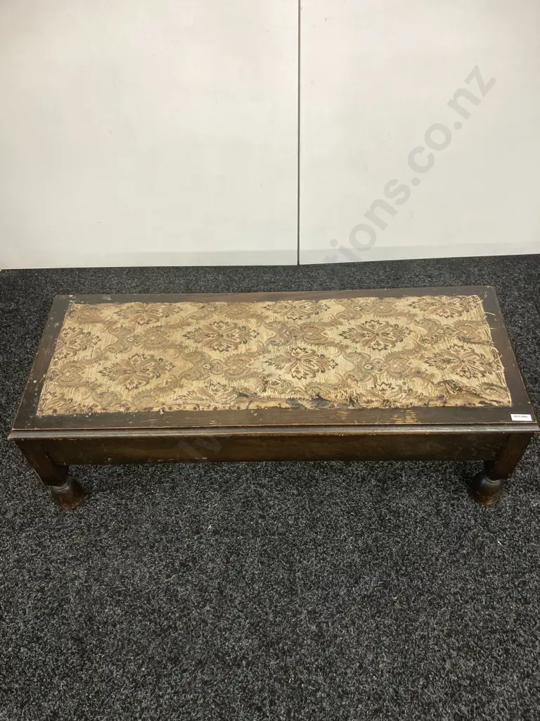 Antique Mahogany Footstool / Ottoman With Hinged Top, Late 1800s. H27 W88 D34cm Image 1++