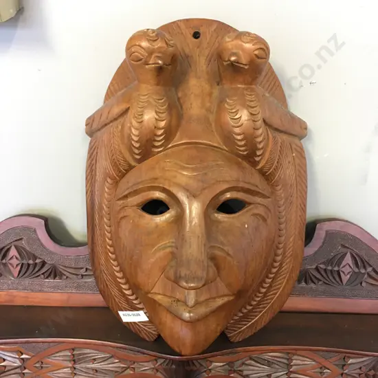 Unique Hand Crafted Traditional Guatemalan / Mayan Wooden Mask from the 60’s. 30 x 21cm