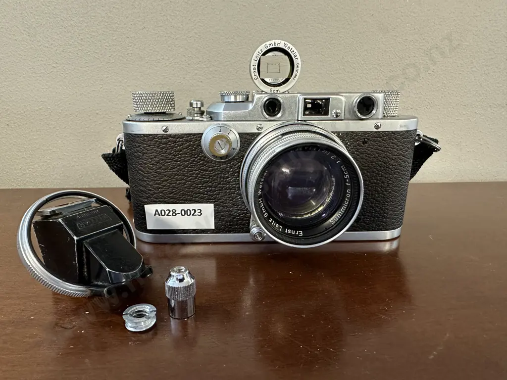 Rare Leica DRP Ernst Leitz Wetzlar Camera, 5cm Viewfinder, Summicron 5cm Lens & AUFSU Waist Level Reflecting Viewfinder Image 1++