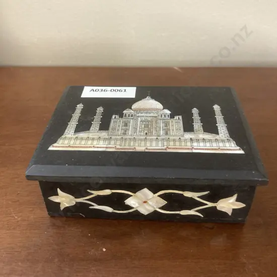 Vintage Slate Trinket Box With Mother of Pearl Inlay of the Taj Mahal