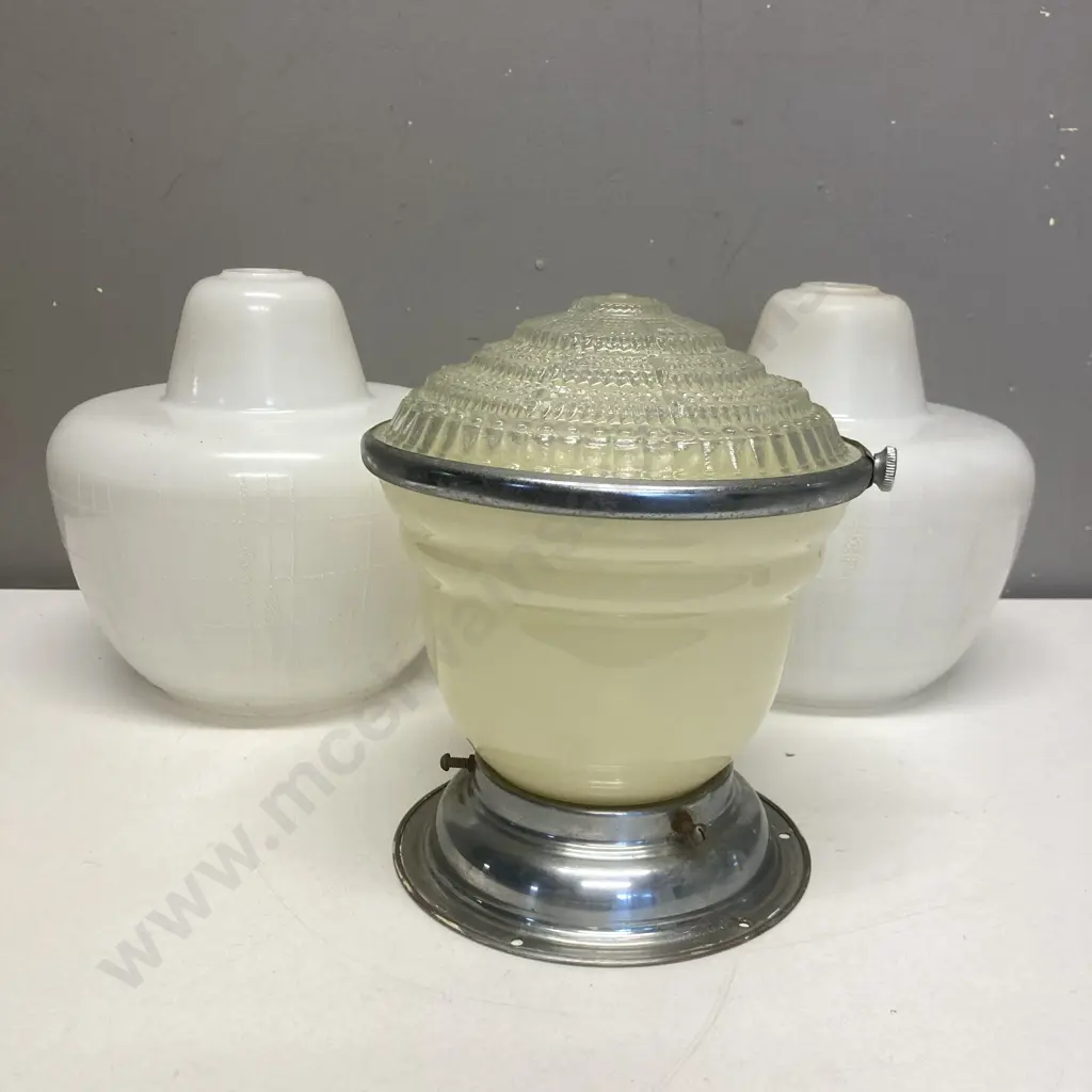 Art Deco Glass Ceiling Light Shade & Pair of Retro White Patterned Glass Shades Image 1++