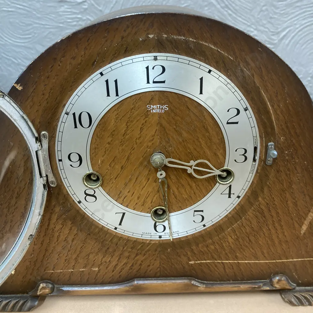 Vintage c1940's-1950’s English ”Smiths Enfield” Chiming Mantel Clock In Oak Case Image 1++