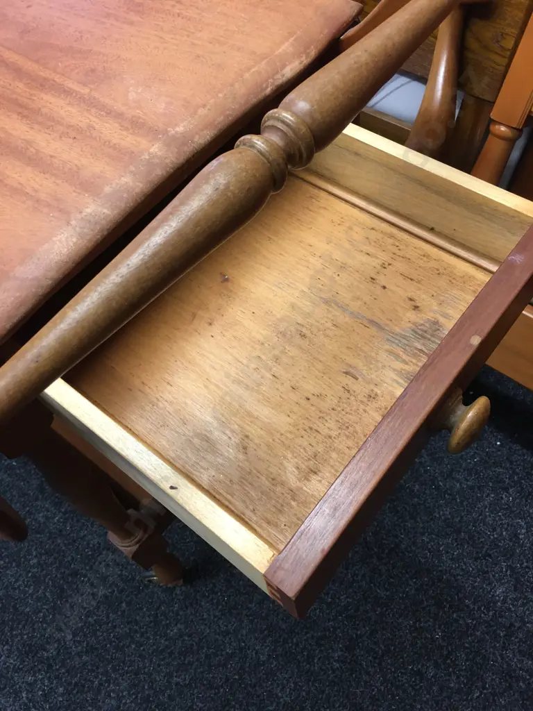 Vintage Mahogany Tea Cart/Liquor Server With Drop Sides Single Drawer H73,L103,W92cm. Image 1++