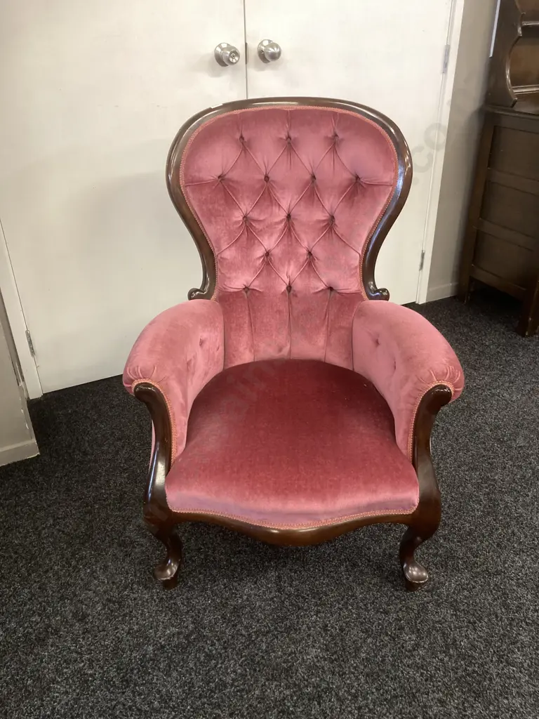 Mahogany Gentleman's Chair, Queen Anne Style Pink Draylon Button Back Image 1++