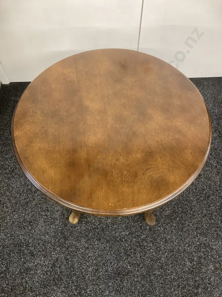 Mahogany Queen Anne Style Round Occasional Table With Cabriole Legs. 60 x 61cm Image 1++