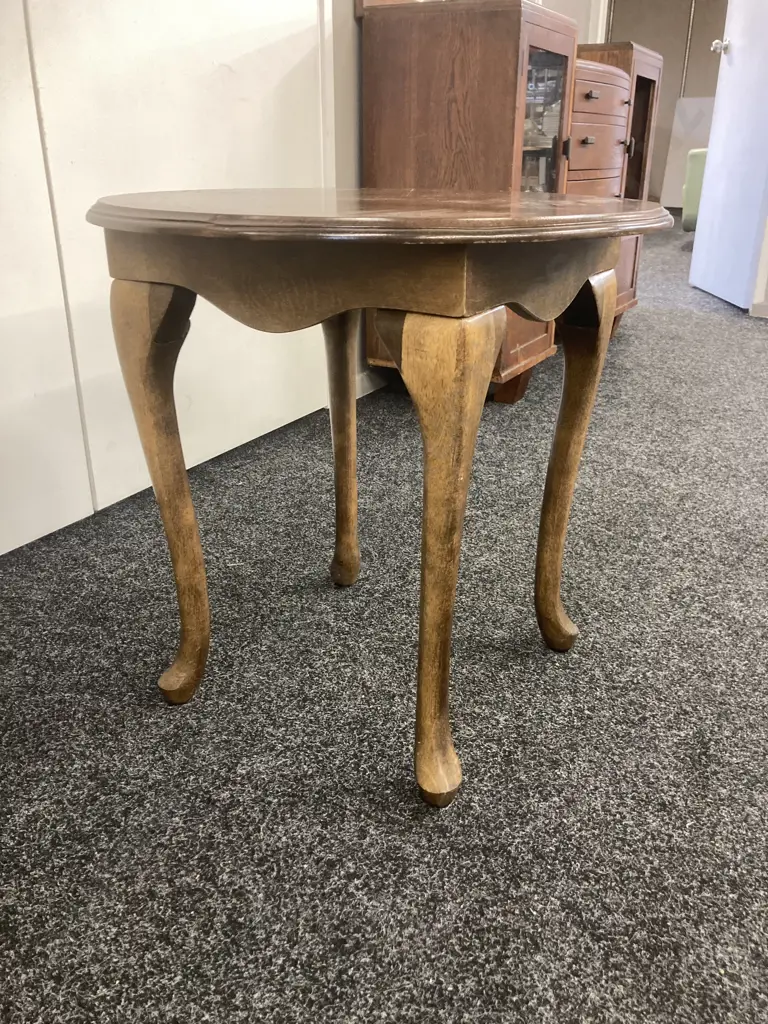 Mahogany Queen Anne Style Round Occasional Table With Cabriole Legs. 60 x 61cm Image 1++