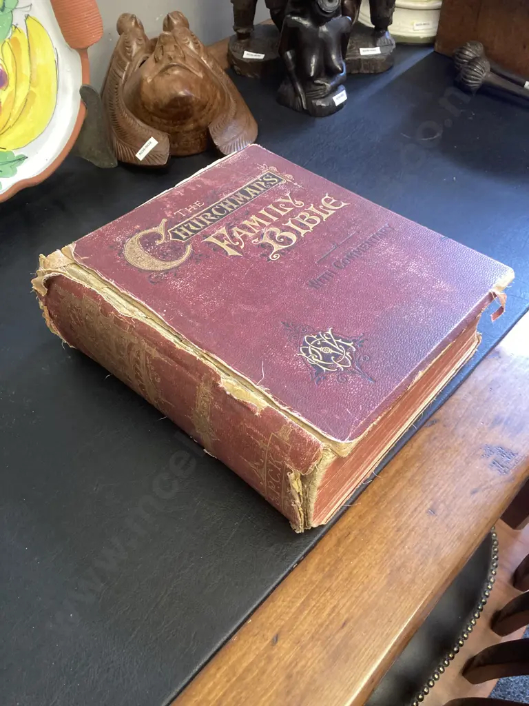 The Churchman's Family Bible with Commentary - Published by Society for Promoting Christian Knowledge London Image 1++