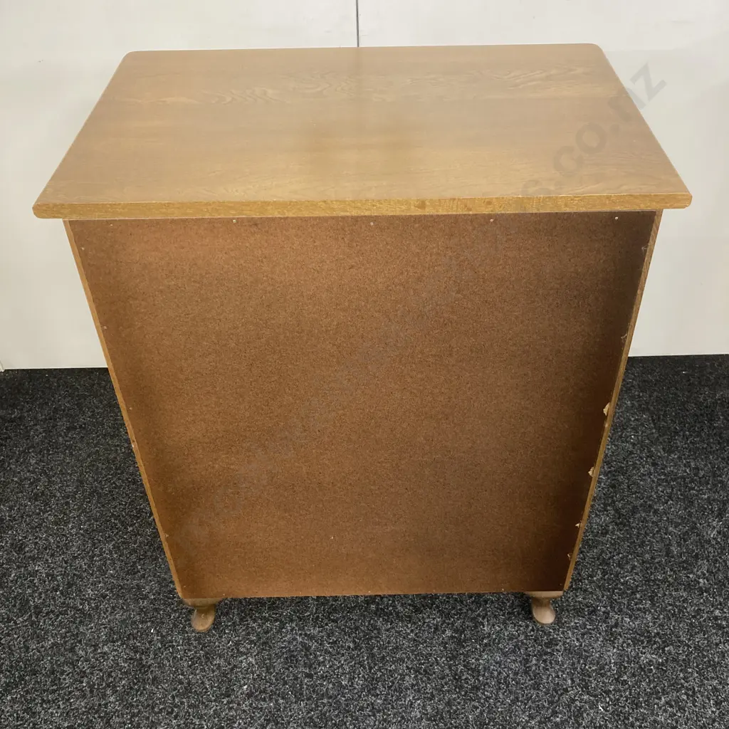 Oak 4 Drawer Chest of Drawers, Cabriole Legs, Metal Handles. H80 W65 D42cm Image 1++