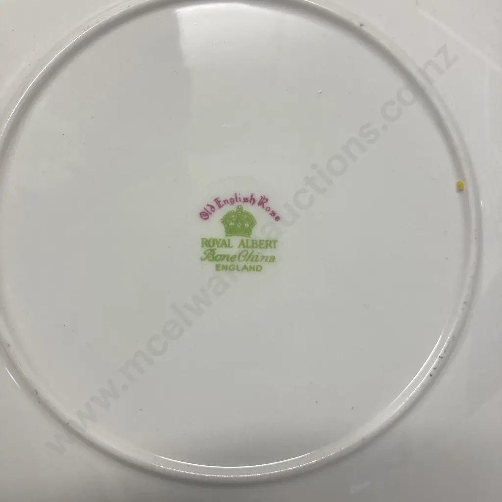 Royal Albert Rosedale Sandwich Tray & Royal Albert Old English Rose Cake Plate Image 1++