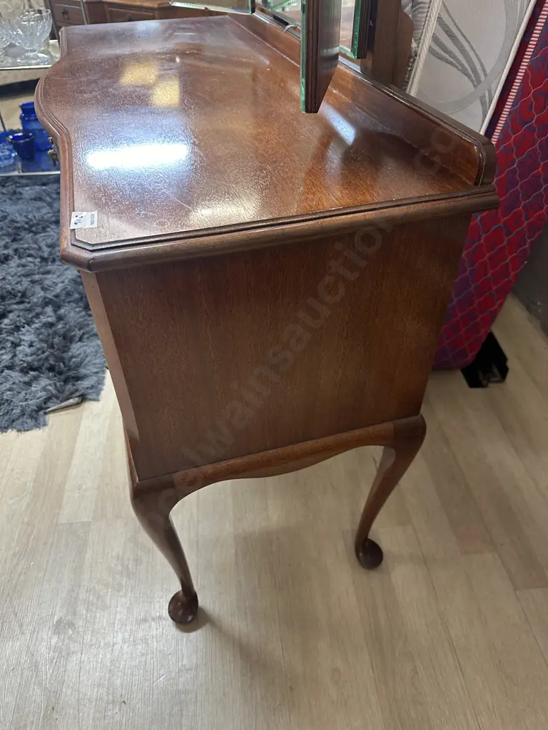Queen Anne Style Mahogany Dressing Table - Three Mirrors, Metal Drop Handles, Cabriole Legs. NZ Made 1962 Image 1++