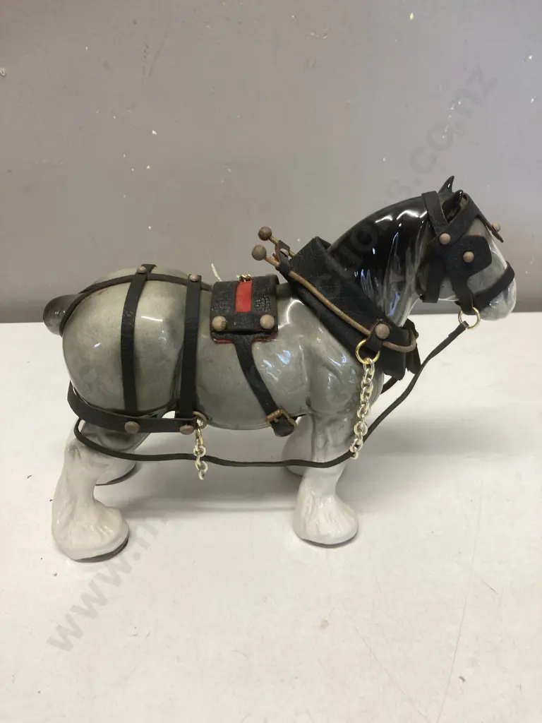 Vintage Kenall Shire Range Staffordshire Horse Figure & MelbaWare England Ceramic Shire Horse & Wooden Cart (17 x 39cm) Image 1++