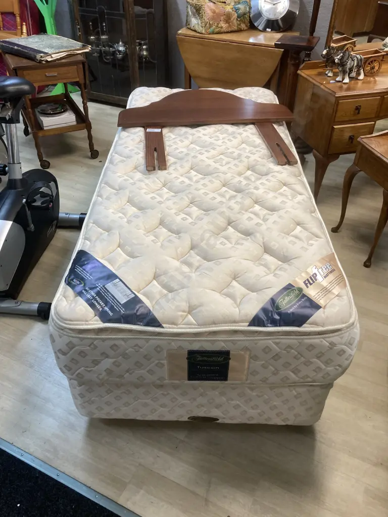 Tattersfield Tuscon Physiocare Collection Long Single Size Mattress & Base With Mahogany Headboard Image 1++