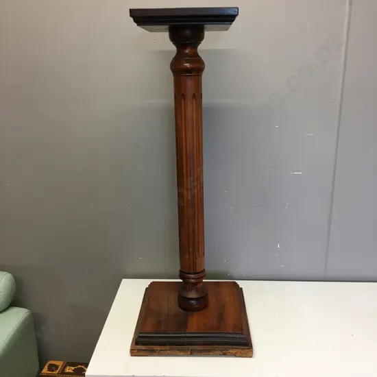 Wooden Presentation Column H88cm.