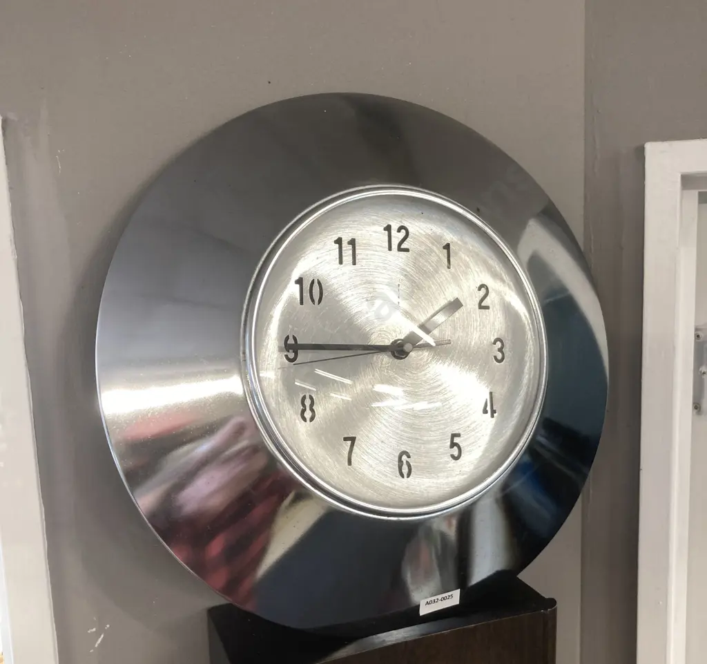 Polished Metal Wall Clock, Pierced Numbers, Quartz Battery Operated. Dia36cm Image 1++