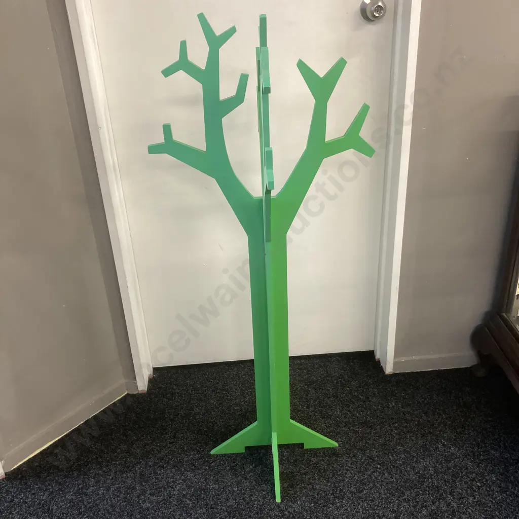 Mocka Kids Tree Hanger Coat Stand, Green. H120cm Image 1++
