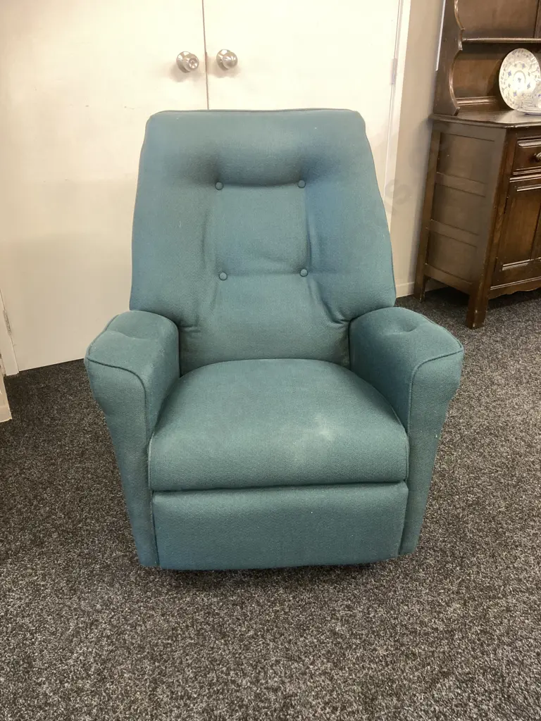 Vintage Green Fabric Button Back Rocker Recliner Image 1++