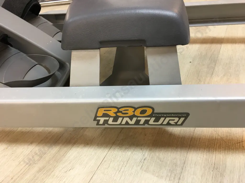 Tunturi R30 Manual Rowing Machine Image 1++