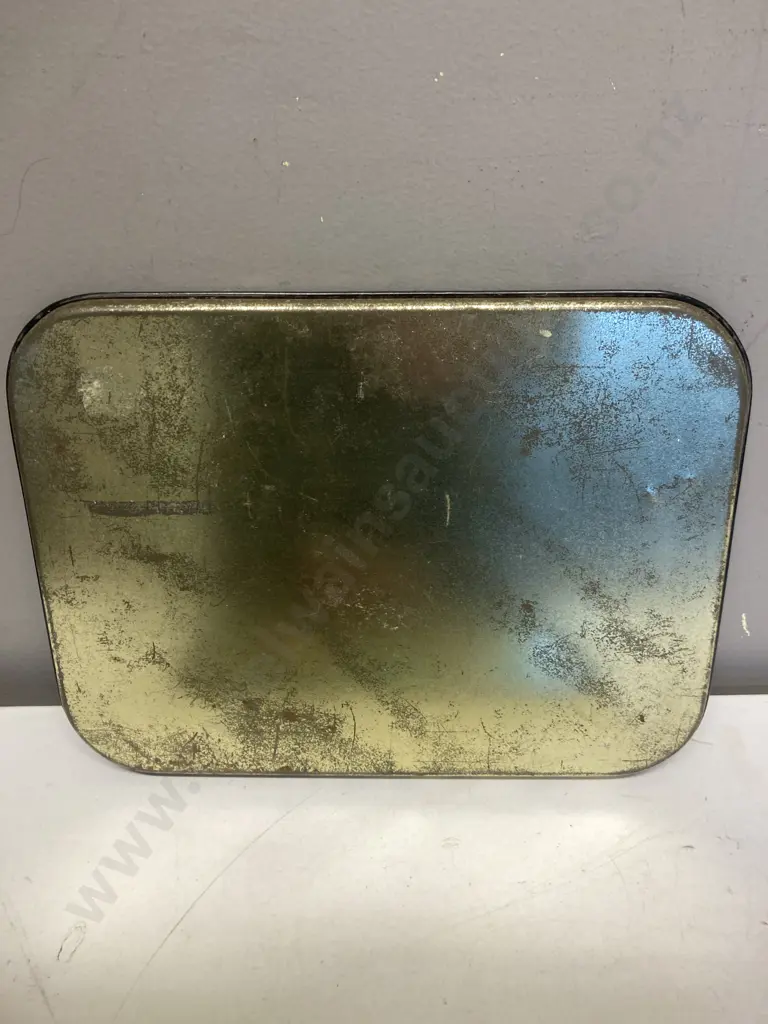 Pair of 1950s Official Disney Snow White NZ Made Metal Trays, Vintage My First Paintbox Image 1++