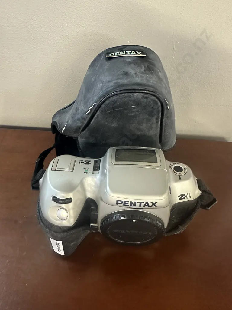 Pentax Z-1 Special Edition Quartz Date "75th Anniversary" 35mm AF Film SLR Camera Body Image 1++