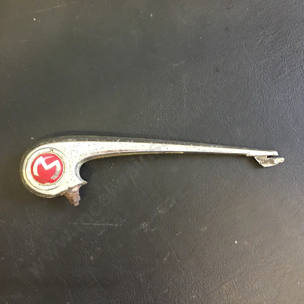 Morris Minor Bonnet Lift Handle (Early Type) Red Enamel Image 1++