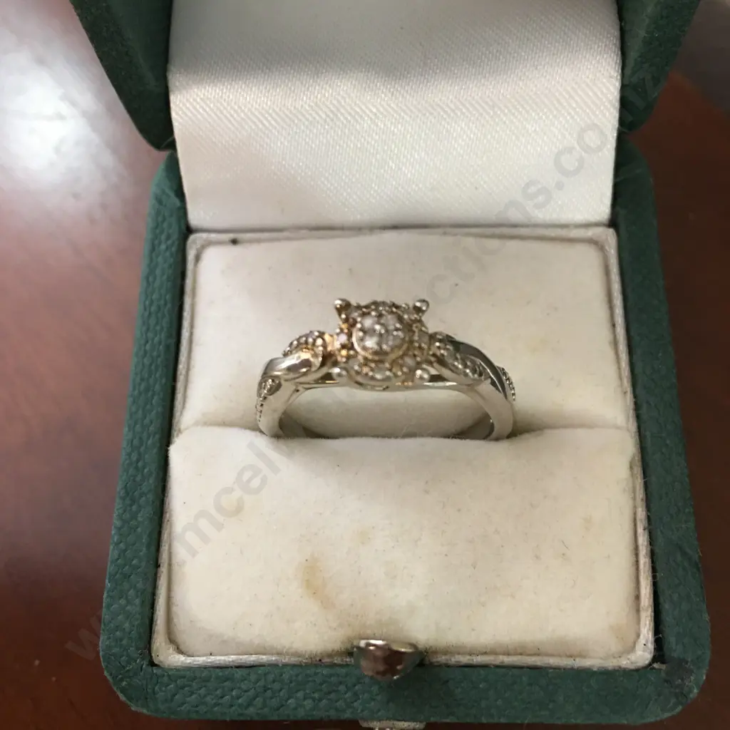 Stamped Vintage 925 Ladies Ring With Diamonds Image 1++
