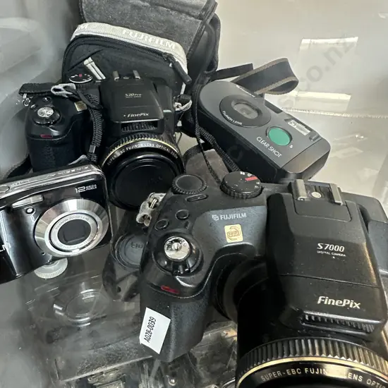 FujiFilm FinePix S20Pro, S7000 & FinePix AV Digital Cameras & FujiFilm Clear Shot Film Camera