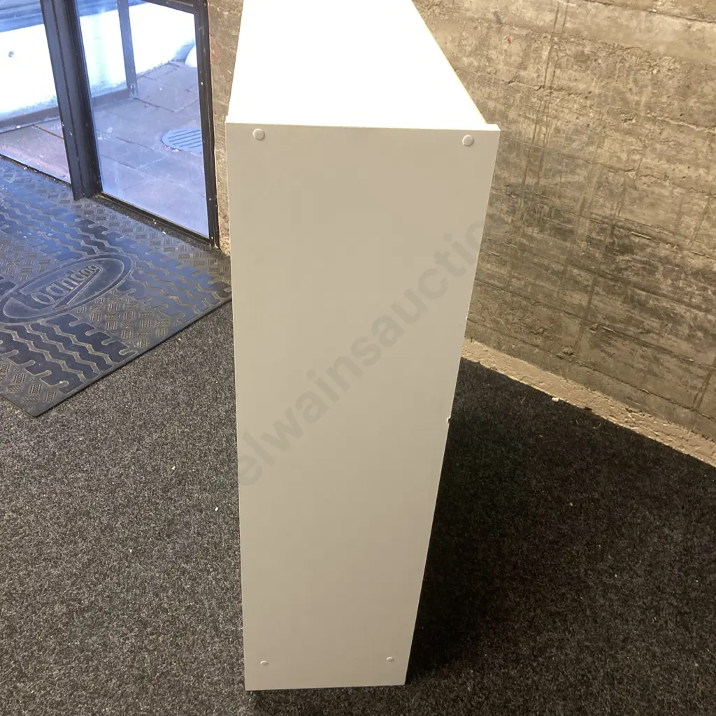 White Shelf Unit With 2 Adjustable Shelves. H107 W80 D29cm sold with 28 Image 1++