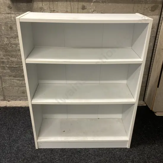 White Shelf Unit With 2 Adjustable Shelves. H107 W80 D29cm sold with 28