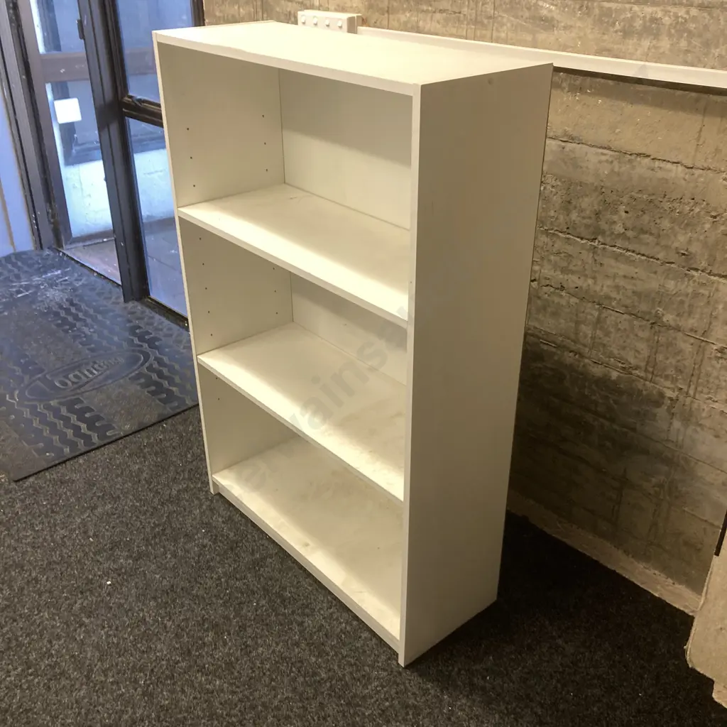 White Shelf Unit With 2 Adjustable Shelves. H121 W80 D30cm Sold With 28 Image 1++