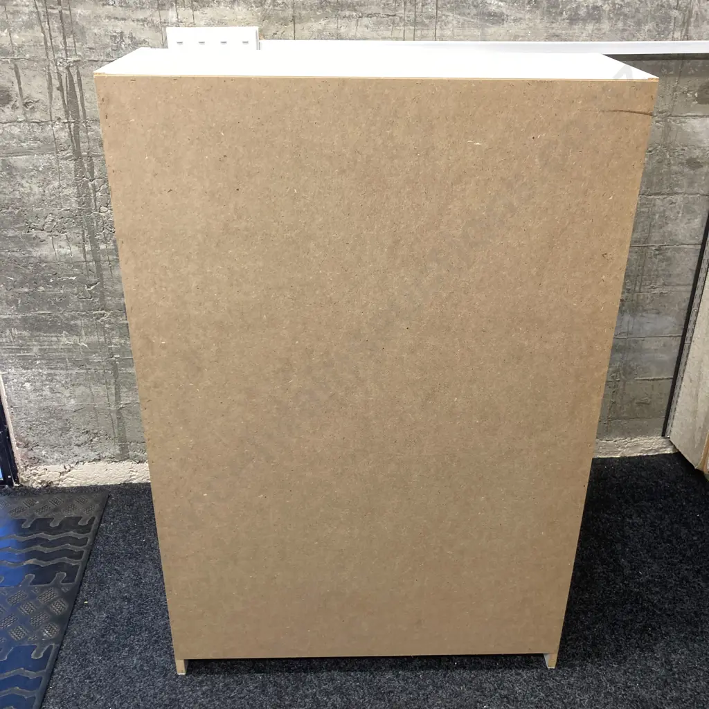 White Shelf Unit With 2 Adjustable Shelves. H121 W80 D30cm Sold With 28 Image 1++