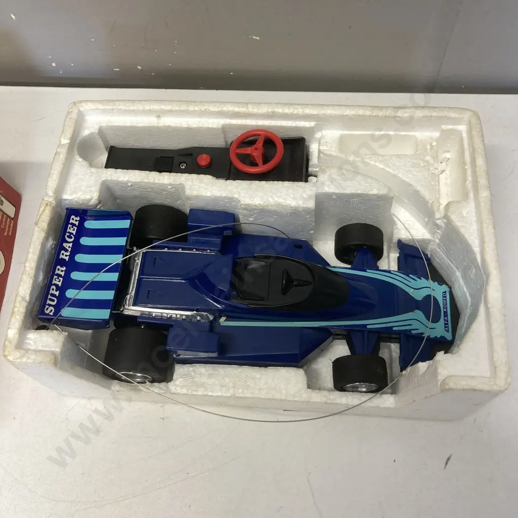 Vintage Radio Controlled Car Alfa Romeo BT-45 Blue - di Hong Kong No8005 Image 1++