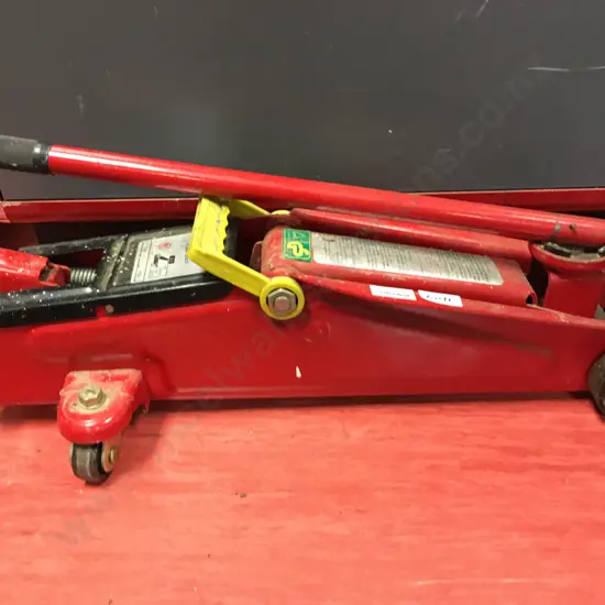 Precision 2 Ton Floor Jack