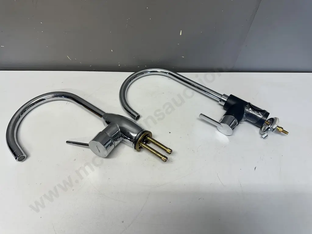 Pair of Taps Includes Aquatica Image 1++