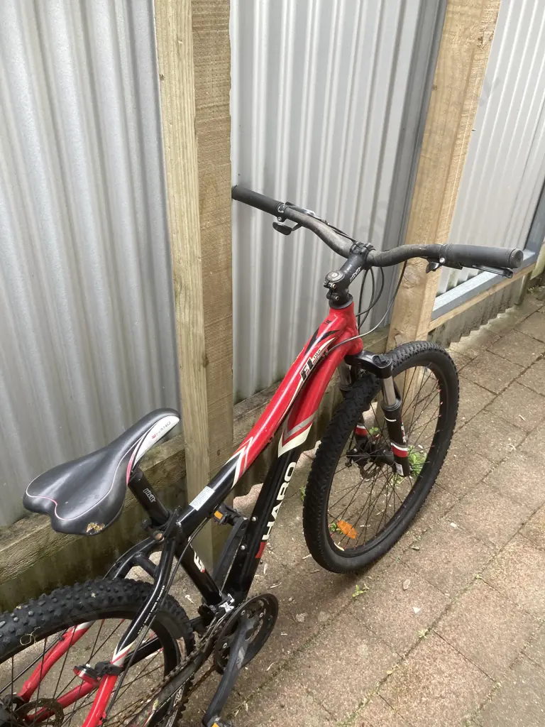 Haro FLTwo Mountain Bike - Black / Red / White Image 1++