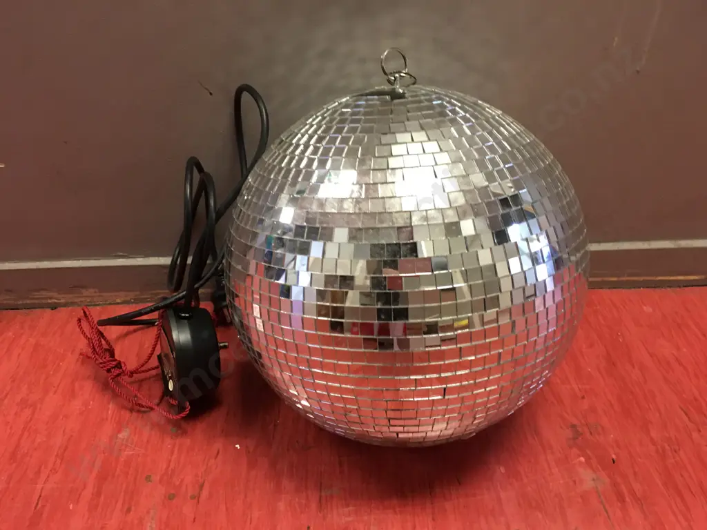 Mirror Disco Ball Image 1++