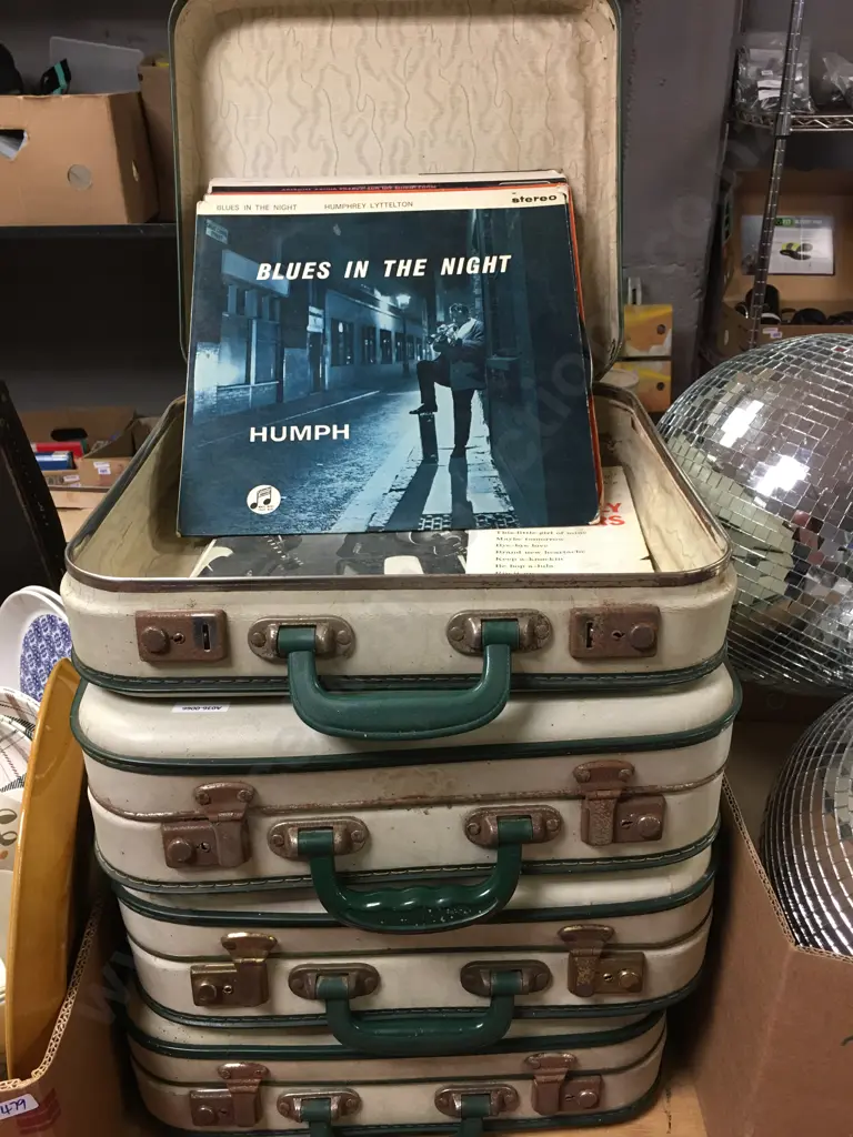 Lot of 4 Vintage Suitcases 'The Arabian Gulf Agencies Bahrain' With Assorted Records Image 1++