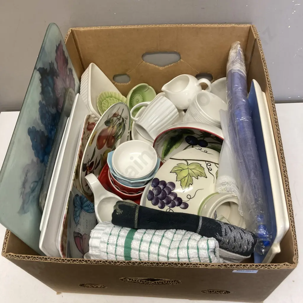 Box Lot China, Tea Towels Etc Image 1++